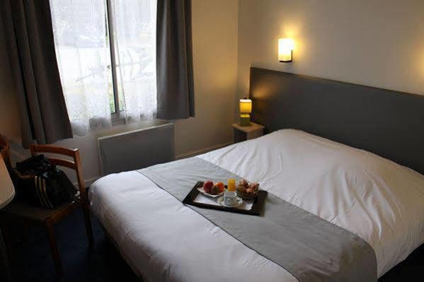 Logis Hotel Lodge La Valette Cesson-Sevigne Ngoại thất bức ảnh